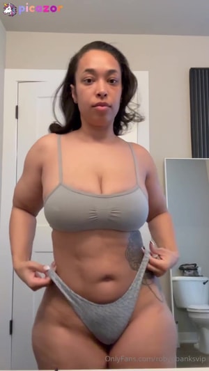 robynbanksvip video #2 photo n 2