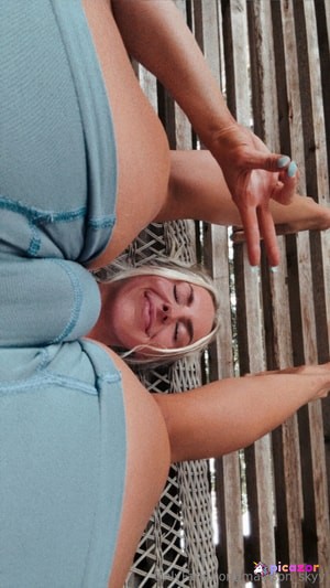 Jiggly jessicaa N10