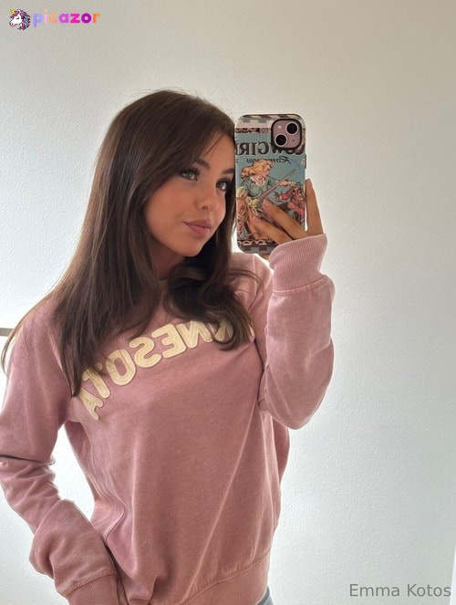 Emma Kotos - Image