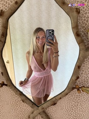 peachy-babe-1 photo #131 photo n 131