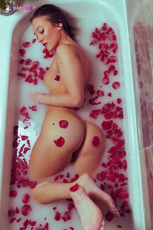 Alana Blaire N5