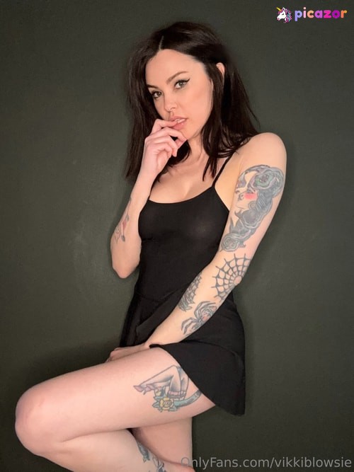 Vikki Blows - Image