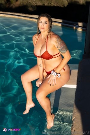 bikinibee_official photo #6 photo n 6
