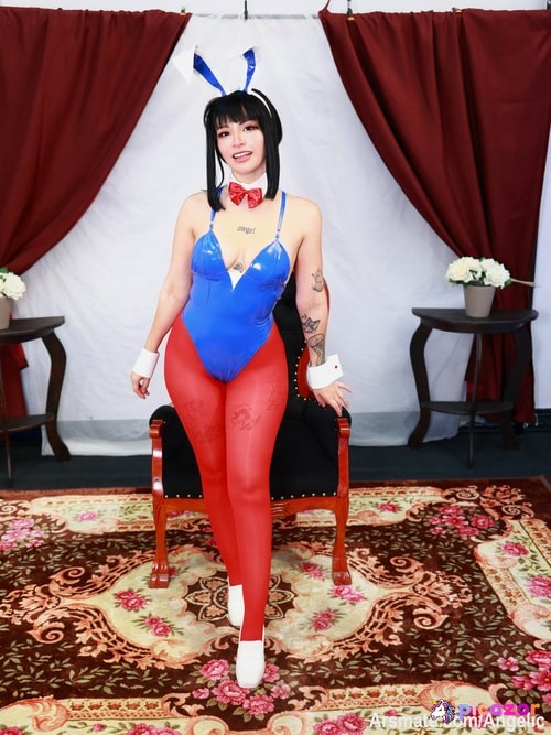 Novia Cosplayer - Image