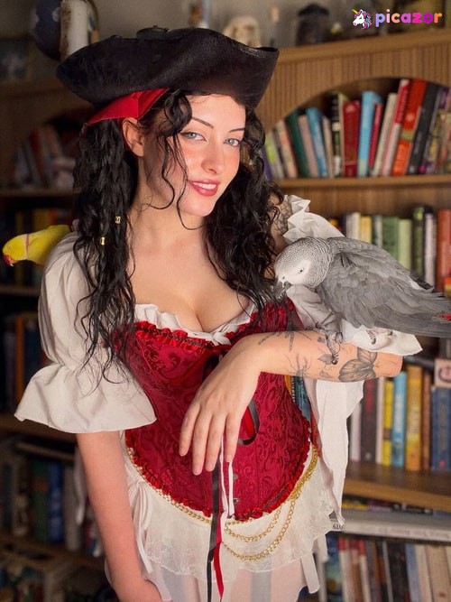 Octavia Marlowe - Image