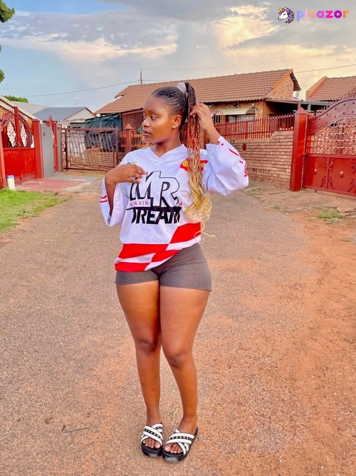 Vunene Taiwo Mabunda - Image