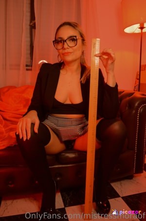 mistressmoraof photo #29 photo n 29