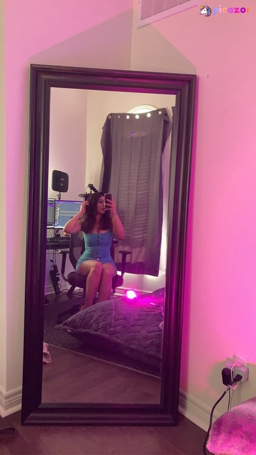 Yasminewithaz - Image