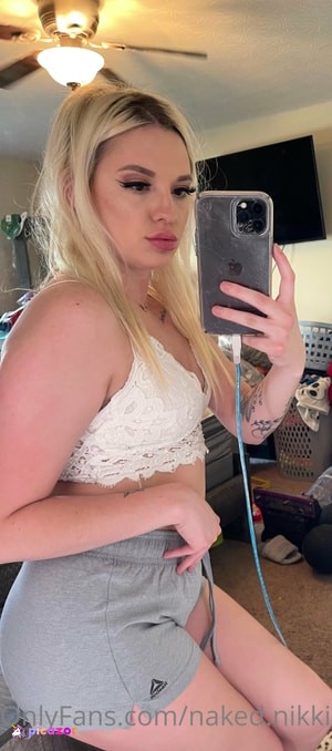 naked-nikki photo #23 photo n 23