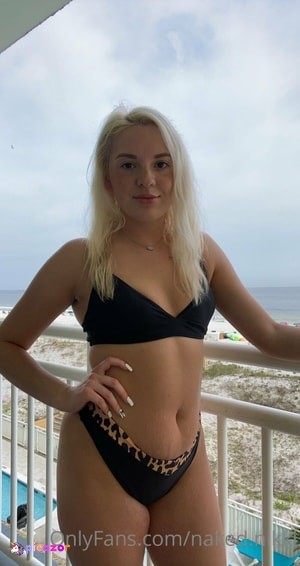 naked-nikki photo #22 photo n 22
