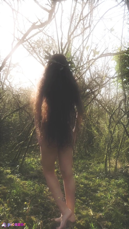 Luna Myosotis - Image