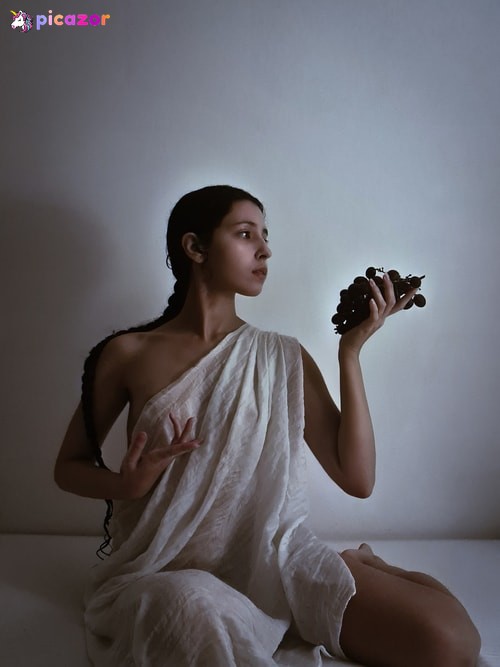 Luna Myosotis - Image