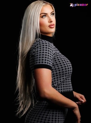 Meghan Walker N16