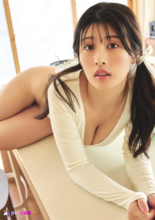 Yoshino Chitose - Image