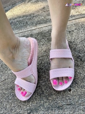 kim_kisses_foot_goddess photo #66 photo n 66