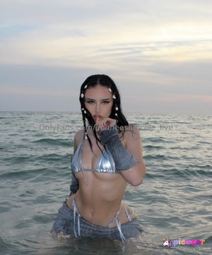 auhneeshnicole_live photo #22 photo n 22