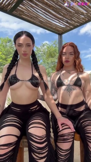auhneeshnicole_live video #2 photo n 2