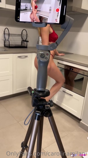 carolinamilanifree video #3 photo n 3