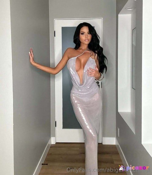 Abigail Ratchford - Image