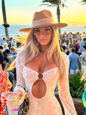 Alexa Collins N44