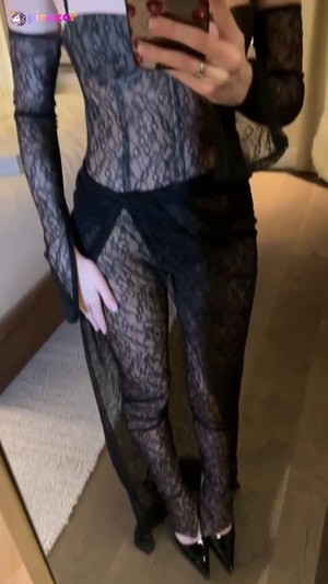 larsen-thompson-1 photo #231 photo n 231