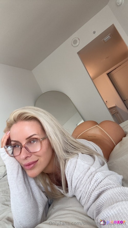 Simone Christensen - Image