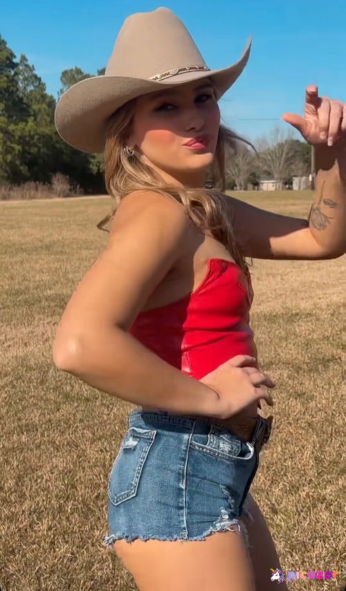 Kiara Louviere - Image