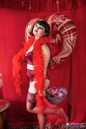 madamredrum N8