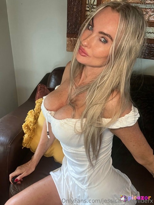 isabellarosewilder  - Image