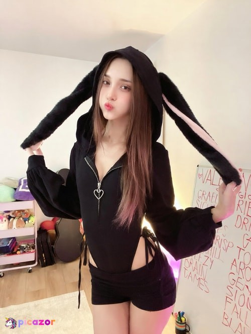 BunnyGirlBree - Image
