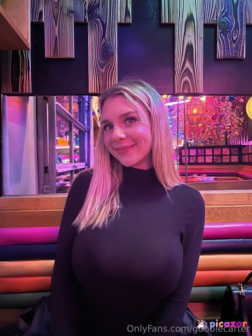 Gabbie Carter - Image