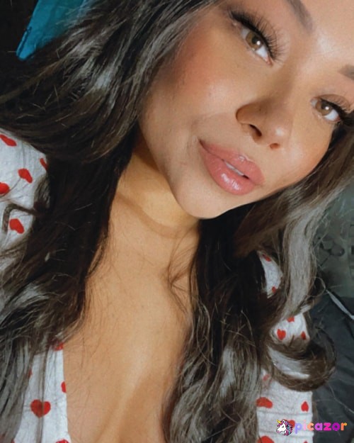 Adriana Maya - Image