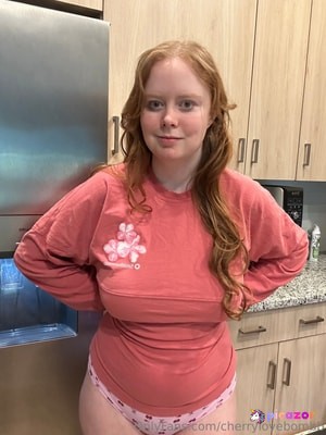 Cherrylovebombb - Thumb