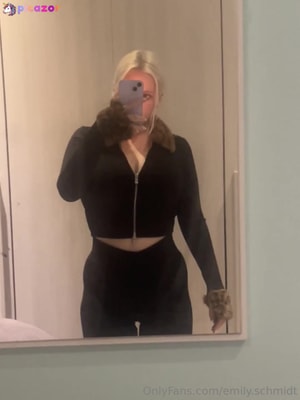 emily-schwarz video #29 photo n 29