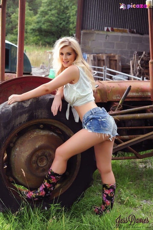 Jess Davies - Image