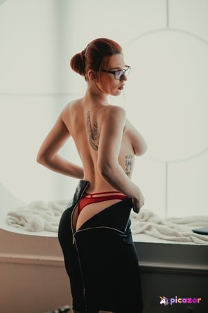 lori-naughty photo #50 photo n 50