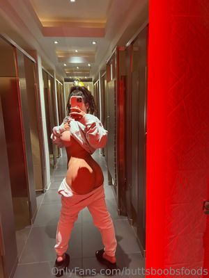 buttsboobsfoods-1 photo #208 photo n 208