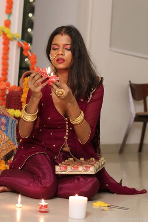 khyatishree-1 photo #155 photo n 155