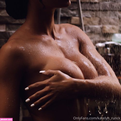 Katelyn Runck - Image