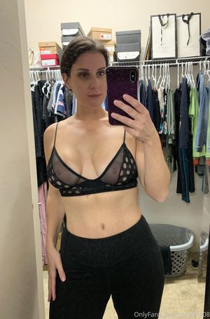 sexywife08  N20