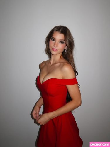 Brooke Monk - Image