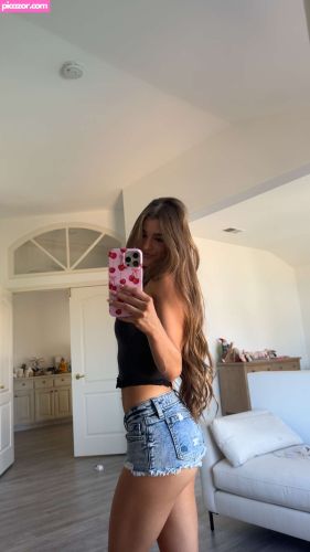 Brooke Monk - Image