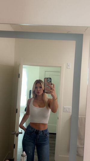 hailey-sigmond photo #77 photo n 77