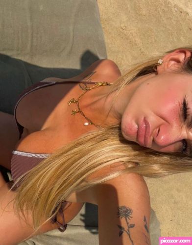 Kaitlyn Krems - Image