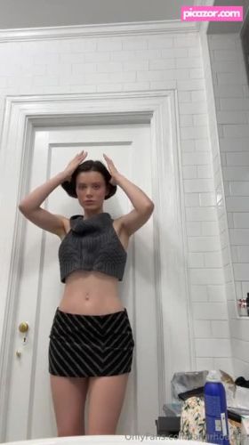Lana Rhoades - Image
