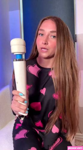 Skylar Mae - Image