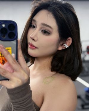 hitomi-songyuxin photo #96 photo n 96