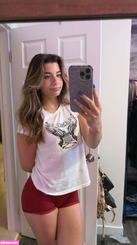 Mikayla Campinos - Image