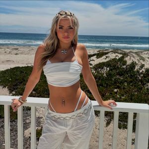 Nomi Sheridan  N6