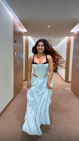 SUHANA KHAN N34